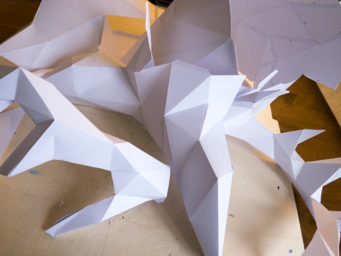 Paper deer head is appearing