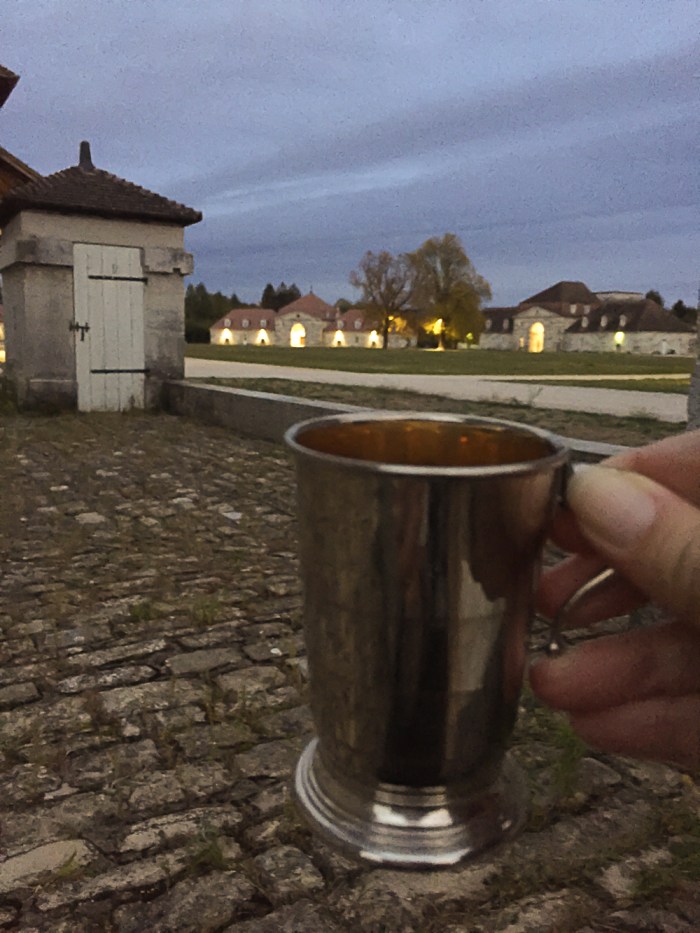 Pineau des Charentes drank in style!