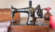 My vintage Singer sewing machine 15K from 1923 - 1 year to learn how to sew