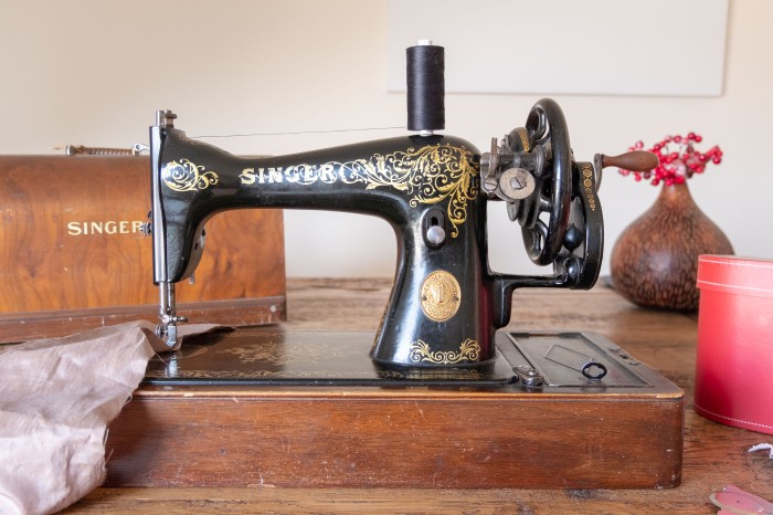 Vintage sewing machine - Singer 15K from 1923
