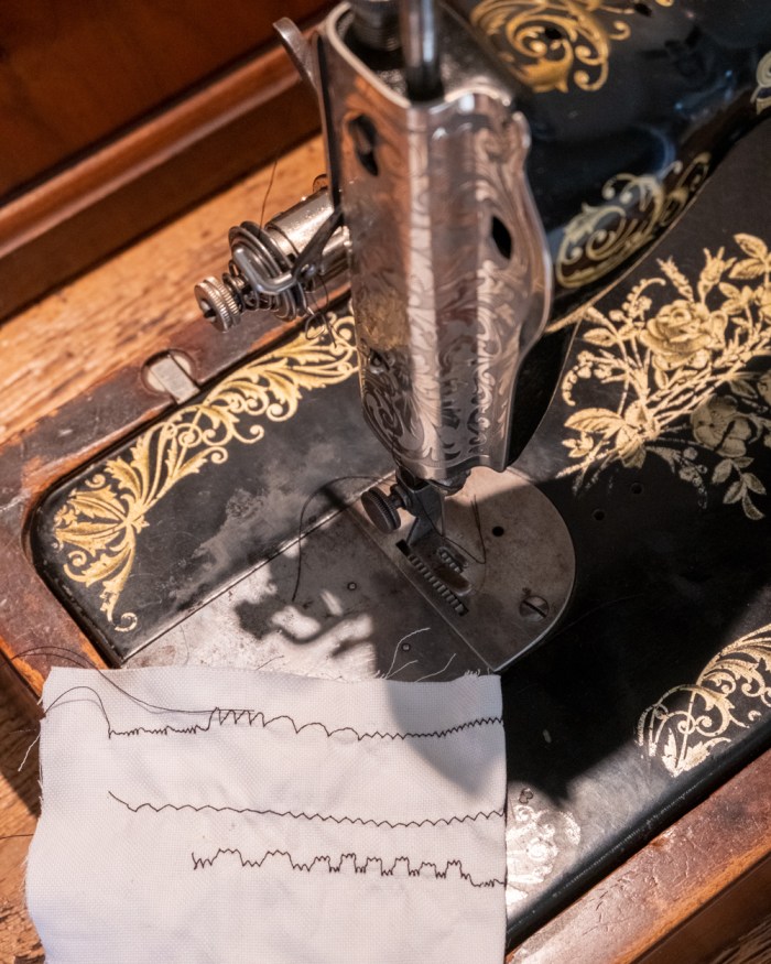 Domino Stitch pattern with a Singer automatic Zigzagger