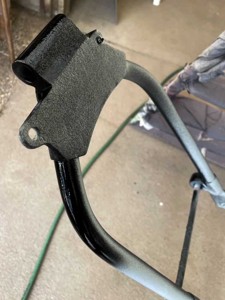 Peugeot back fork painting